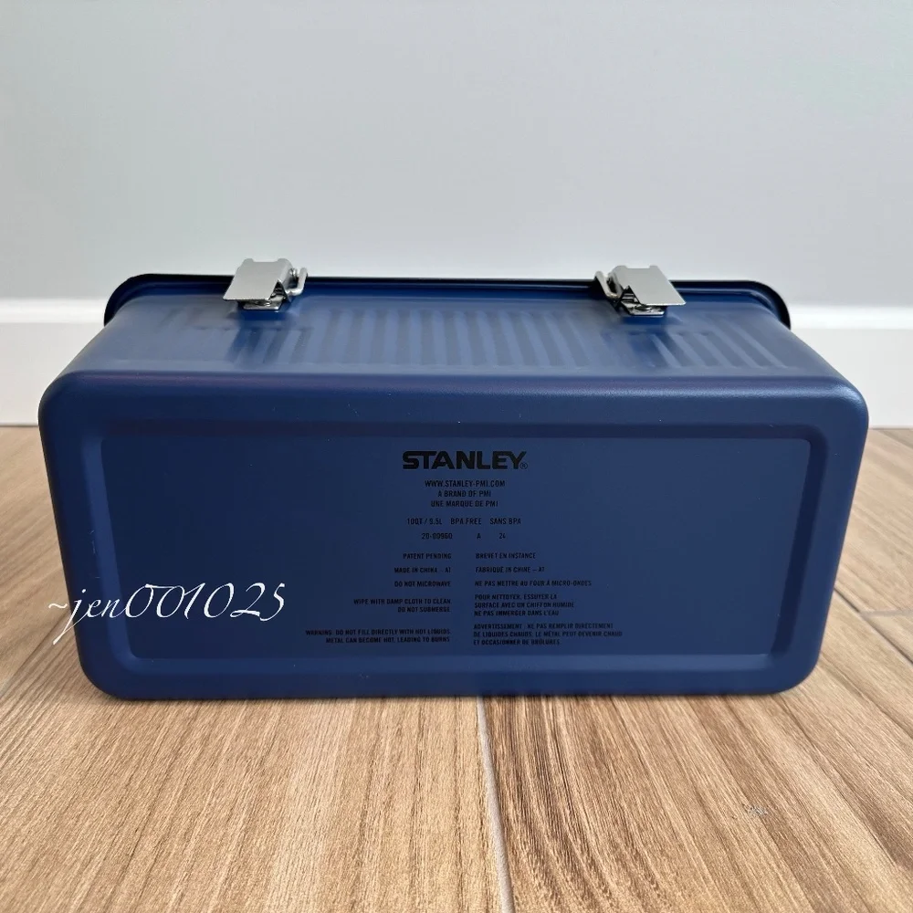 Hearth & Hand Magnolia Stanley 10qt Stainless Steel Lunch Box Marine Blue - Picture 15 of 15